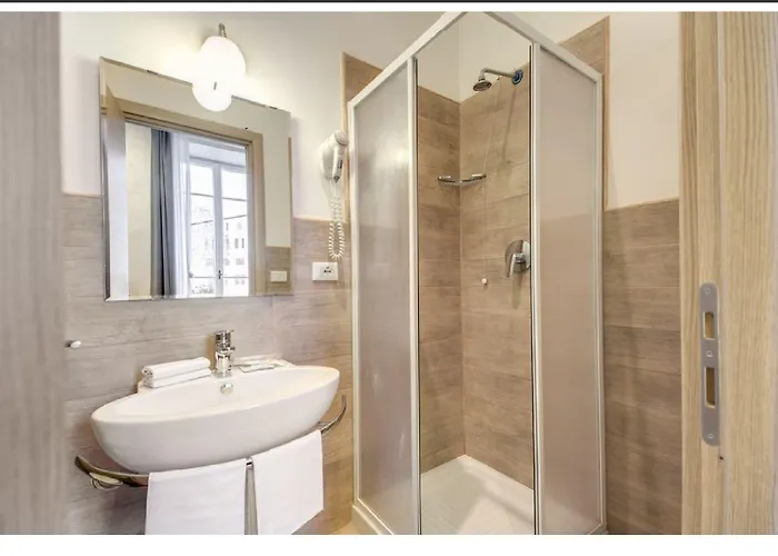 Collina Otel 2*