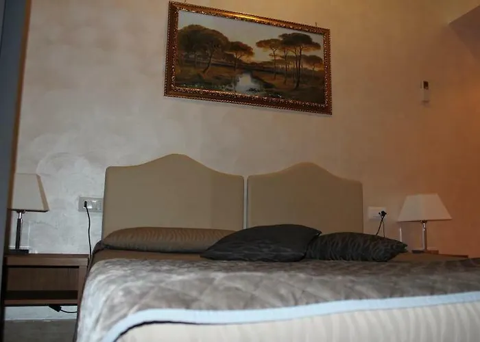 Collina Otel 2*